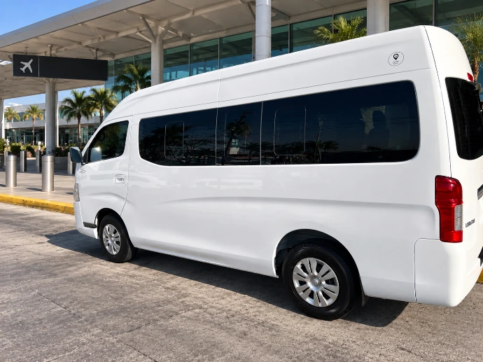 Camioneta de pasajeros para traslados privados y viajes turísticos